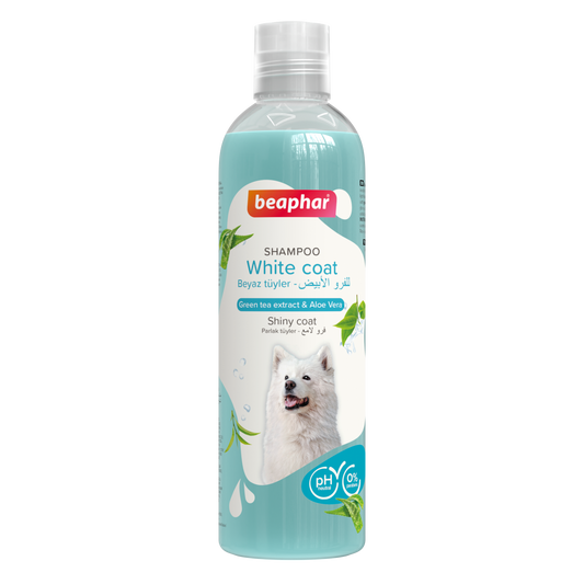 Beaphar Shampoo Green Tea and Aloe Vera for White Coated Dogs 250ml